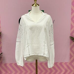 Tuckernuck White Lace-Inset V-Neck Blouse